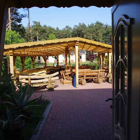 Hostel Waldhaus Am Ferienpark Mirow -Zimmer Du Wc Екстериор снимка