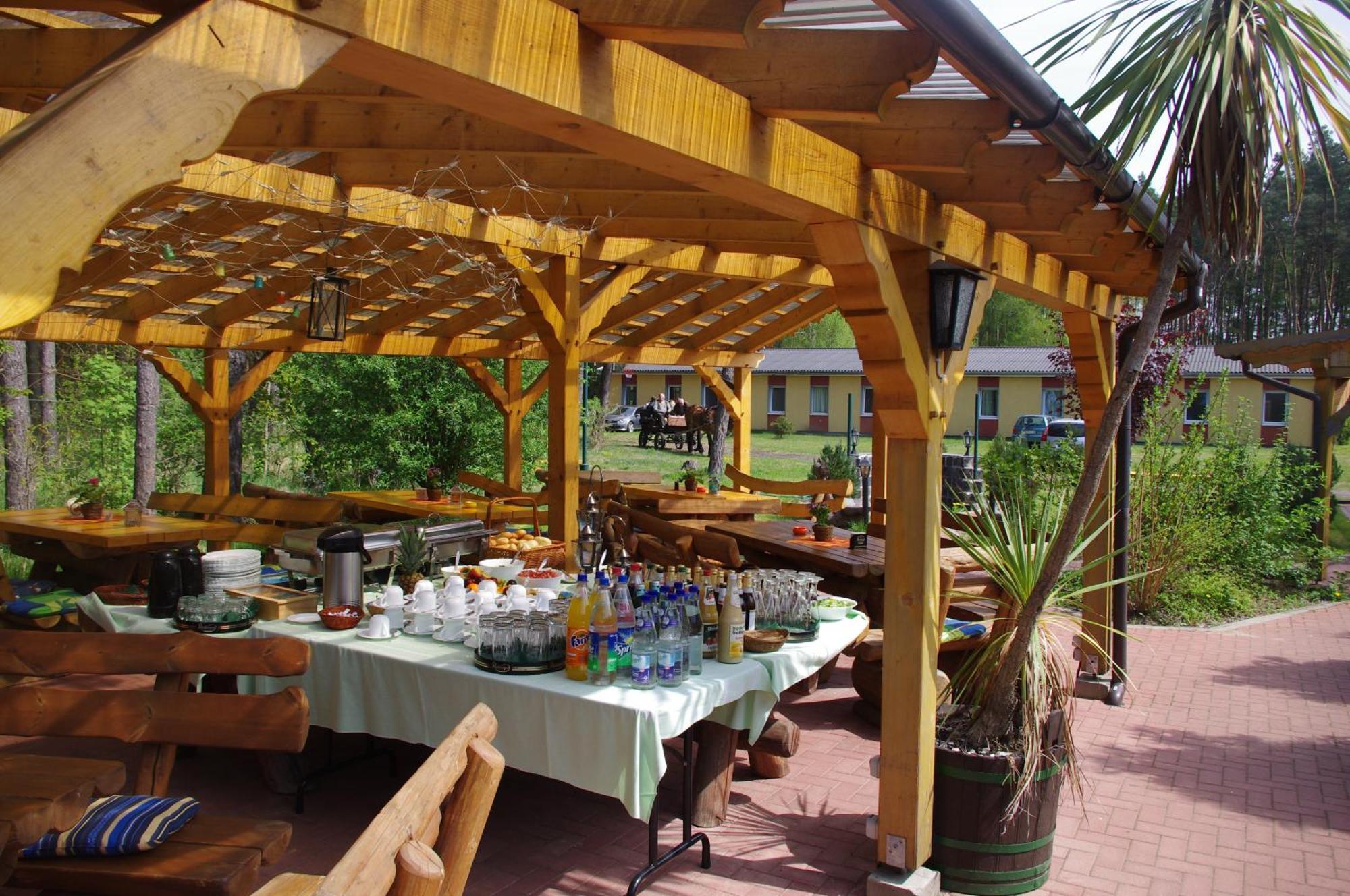 Hostel Waldhaus Am Ferienpark Mirow -Zimmer Du Wc Екстериор снимка